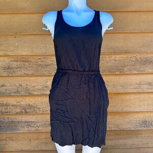Mossimo Little Black Dress Cutout Back Pockets Light weight Mini Tank Dress Size